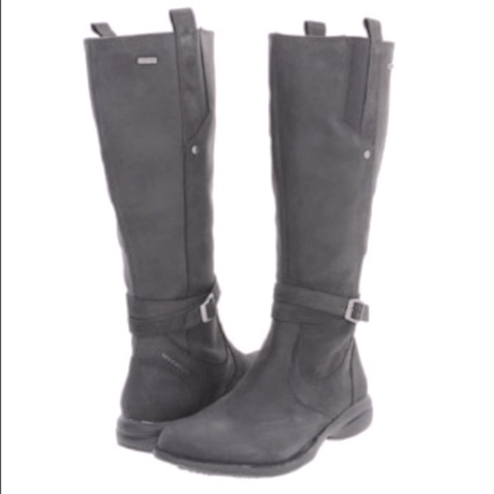 Women's Black Knee-High Boots